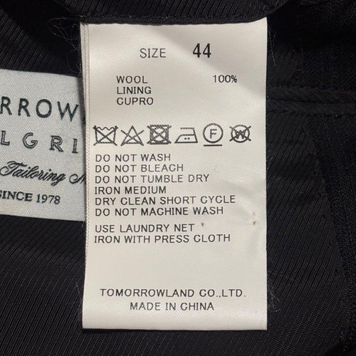 Tomorrowland Business Suit 44