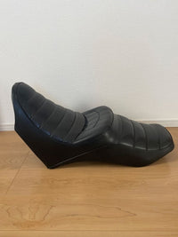 Seats Xj400