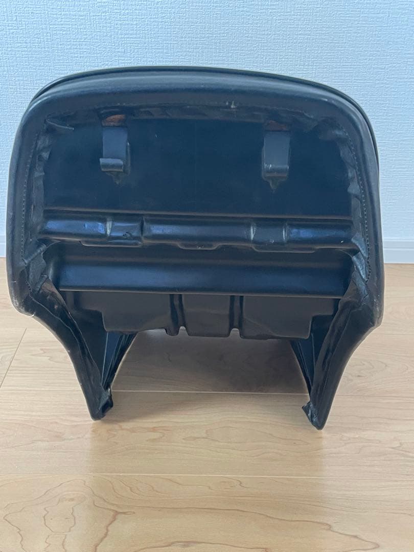 Seats Xj400