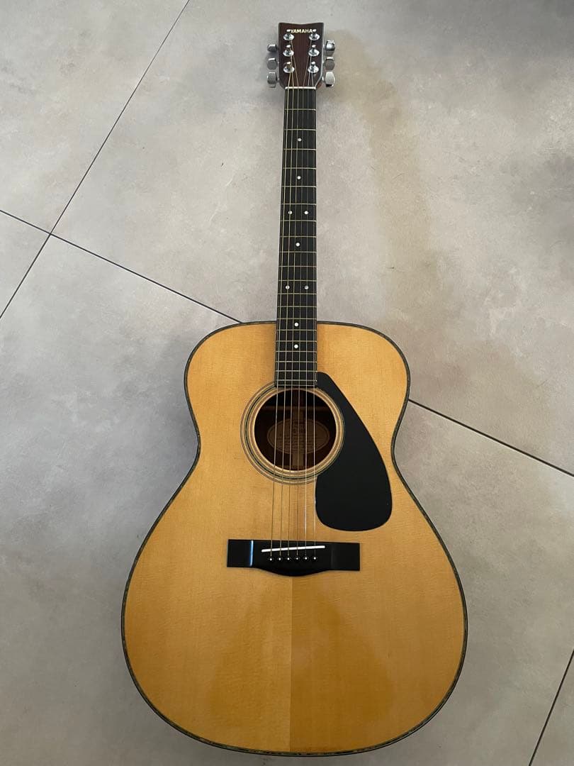 Yamaha Acoustic Guitar Fg-303