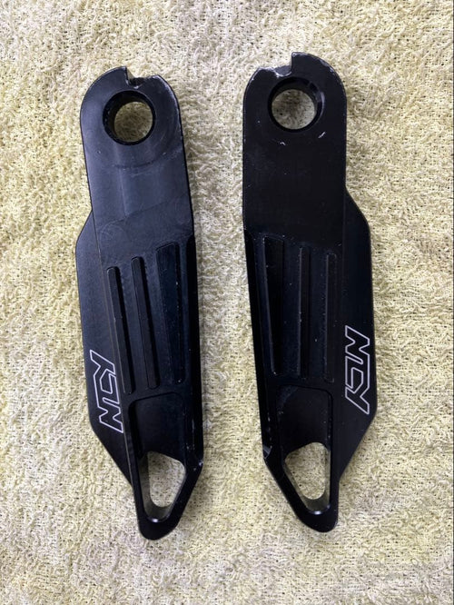 Levers Ncy 2 3