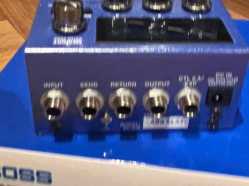 Boss Guitar Effects Units Sy-200