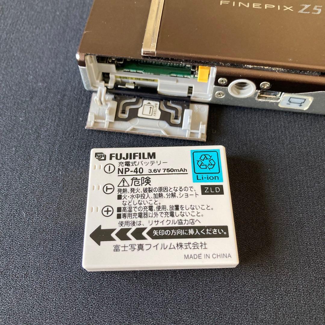 Fujifilm Compact Digital Camera Finepix Z5 Fd Ccd