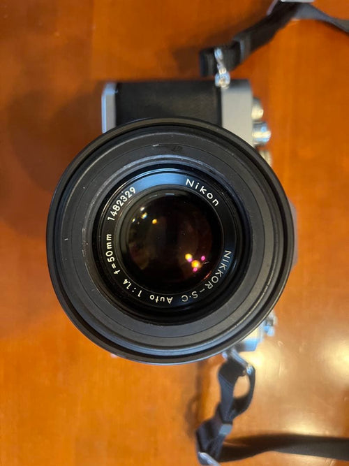 Slr Camera (Film) Nikomat El 50Mm1.4