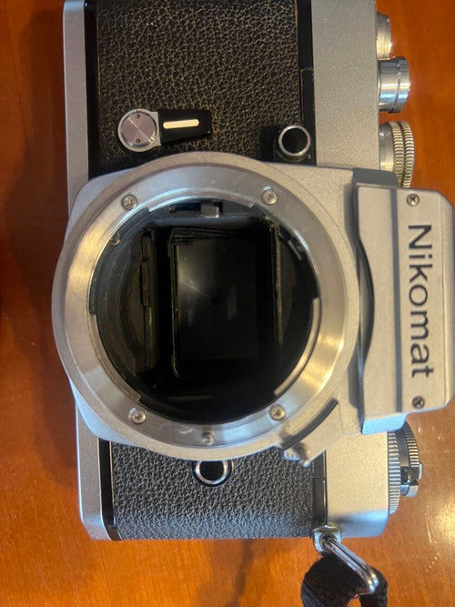 Slr Camera (Film) Nikomat El 50Mm1.4