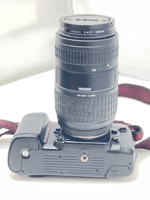 Nikon Big Bait F-801 /Sigma 70-300Mm 4-5.6 D Dl Macr