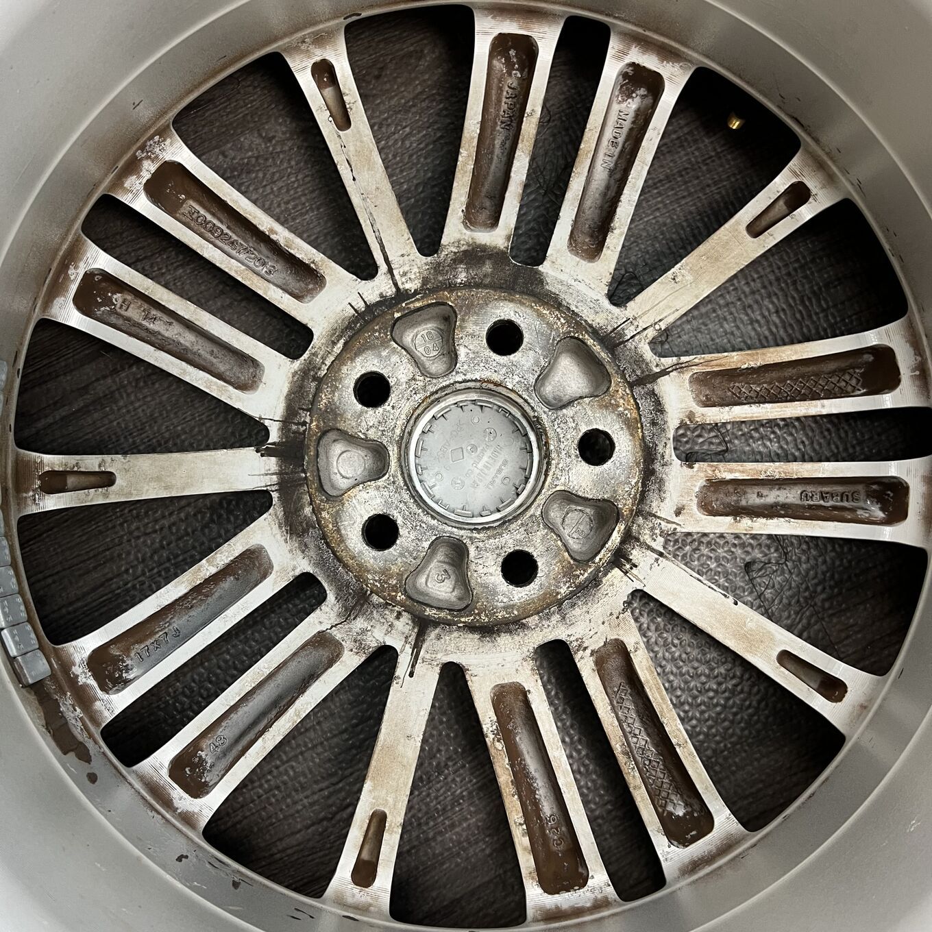 Subaru 17 Inches 5X100 #122D40426