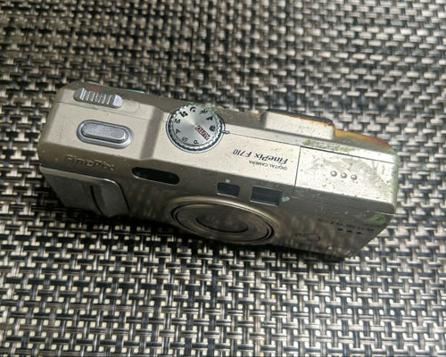 Fujifilm Compact Digital Camera Finepix F710