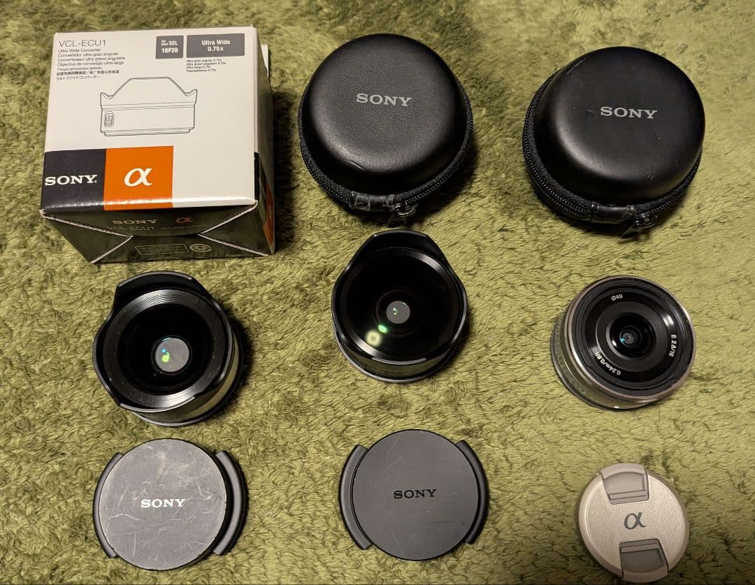 Sony Mirrorless Interchangeable Lens Cameras E F2.8