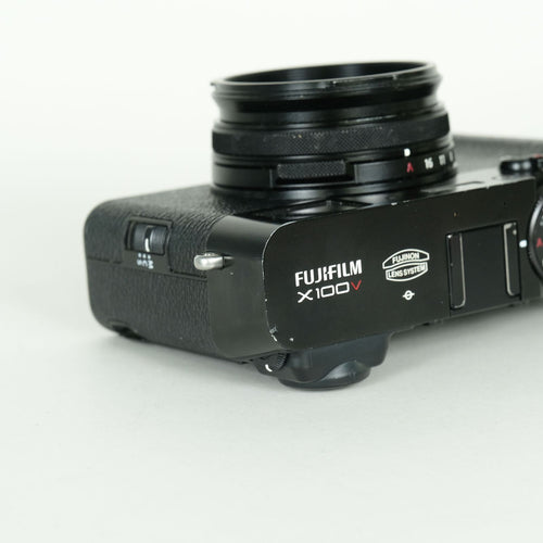 Fujifilm Compact Digital Camera 11,900 X100V