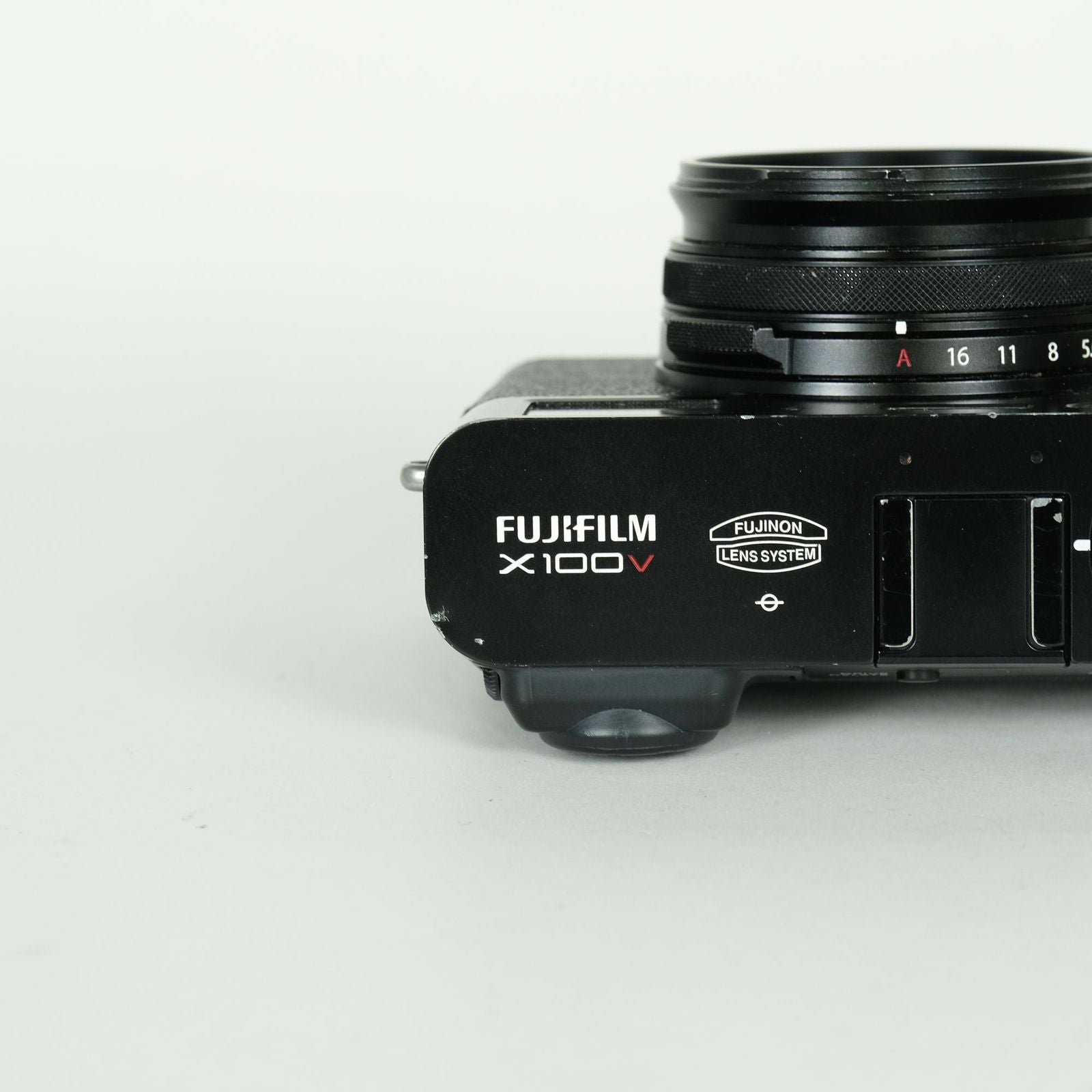 Fujifilm Compact Digital Camera 11,900 X100V