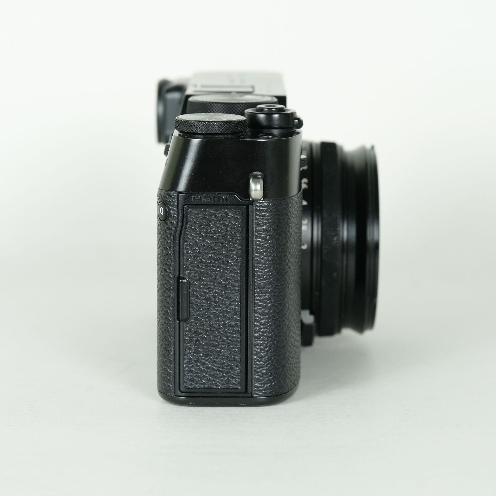 Fujifilm Compact Digital Camera 11,900 X100V