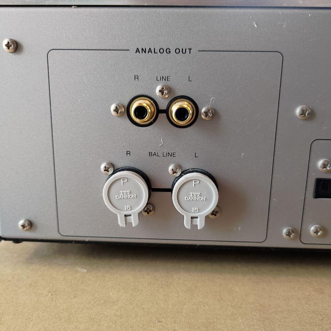 Luxman Cd Sacd Players Super Audio Player D 06U