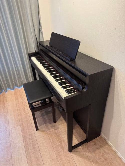 Roland Keyboards Digital Pianos Hp-704