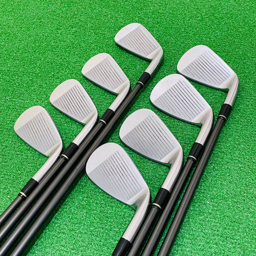 Prgr Iron Set 9910 Tr-X 915Cr 8 M-40 Sr 3.4.5.6.7.8.9.P