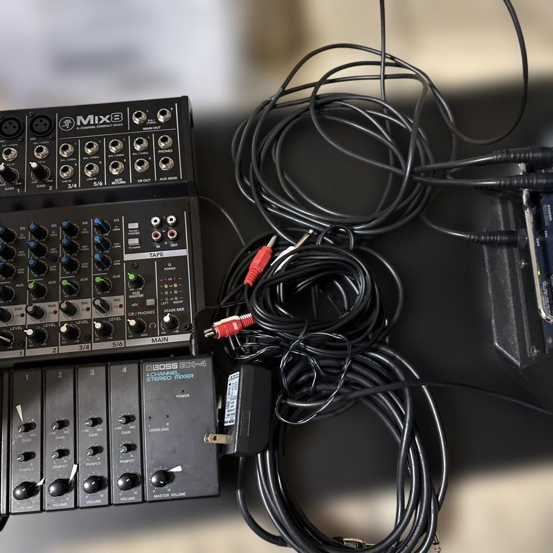 Yamaha Portable Pa System Stagepas300 Bossbx-4 Mackie8