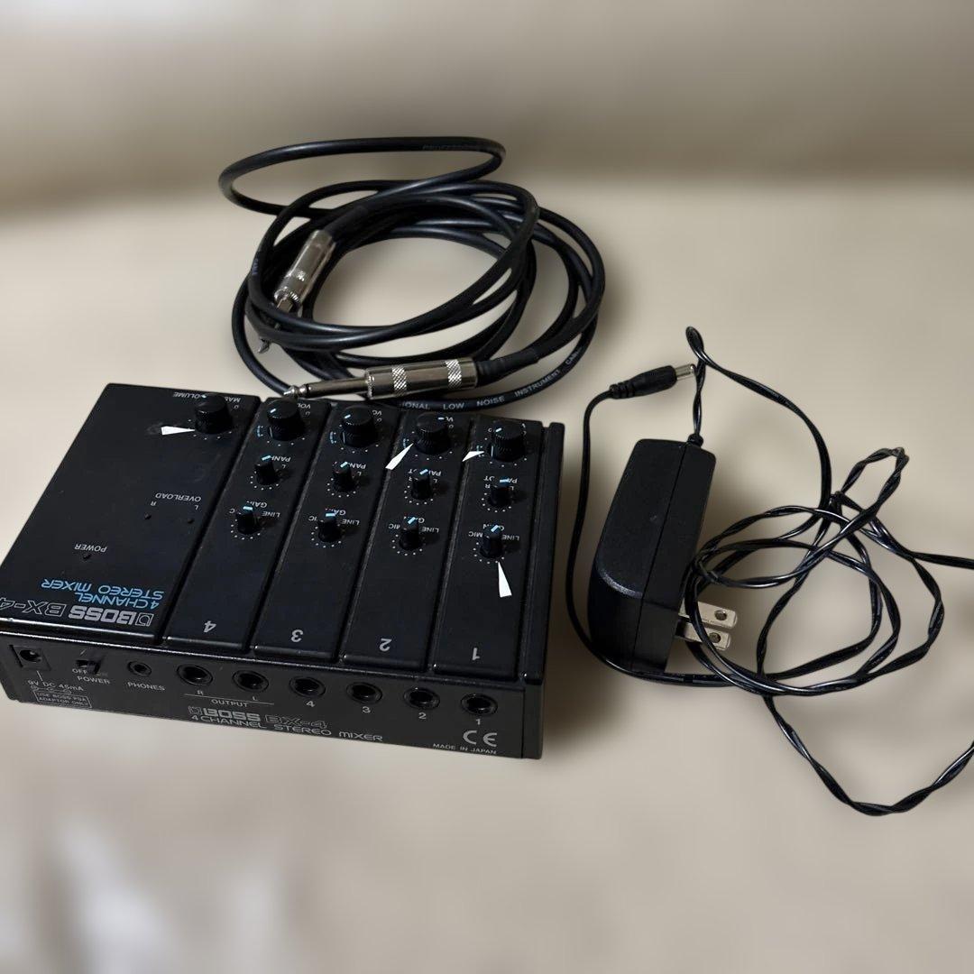 Yamaha Portable Pa System Stagepas300 Bossbx-4 Mackie8