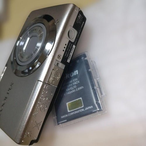 Nikon Compact Digital Camera Coolpix S3000