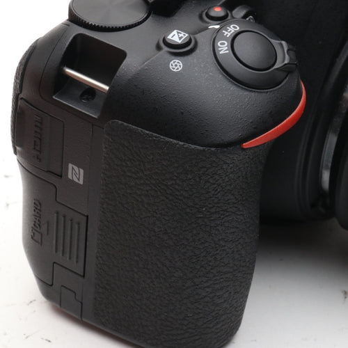 Nikon Digital Slr D5600 Af-P 18-55 Vr F