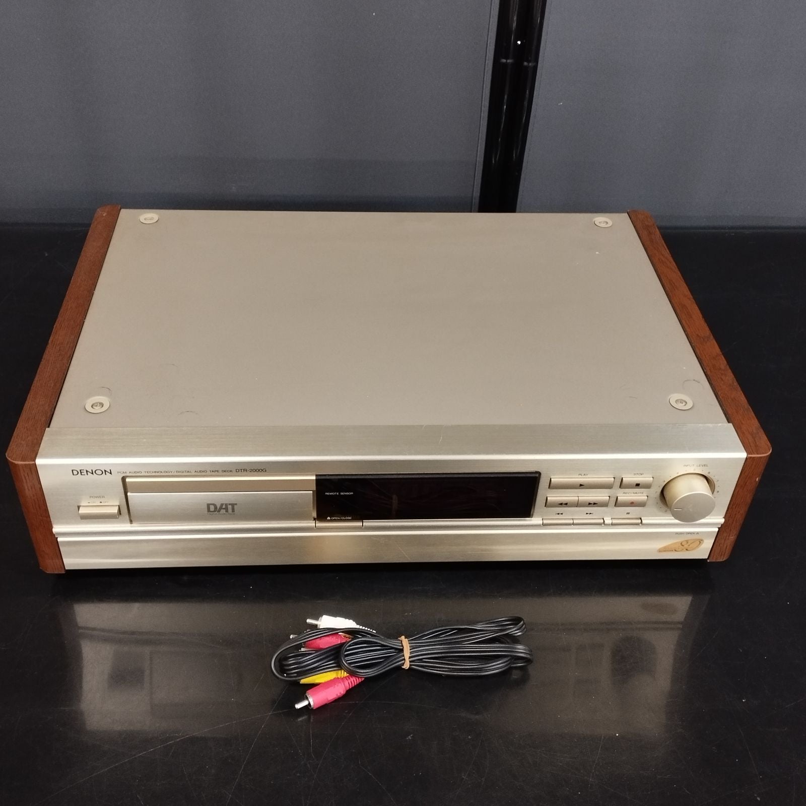 Cd Md Cassette Deck D4910 Denon Dtr-2000G Dat Digital Audio Tape