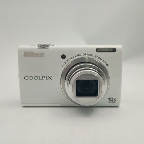 Nikon Compact Digital Camera Coolpix S6200 White