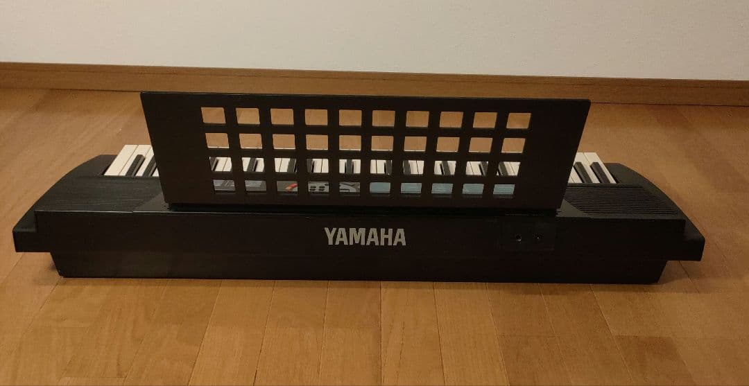 Yamaha Keyboard Electronic Piano Portatone 61 Psr-186