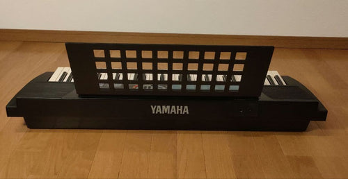 Yamaha Keyboard Electronic Piano Portatone 61 Psr-186