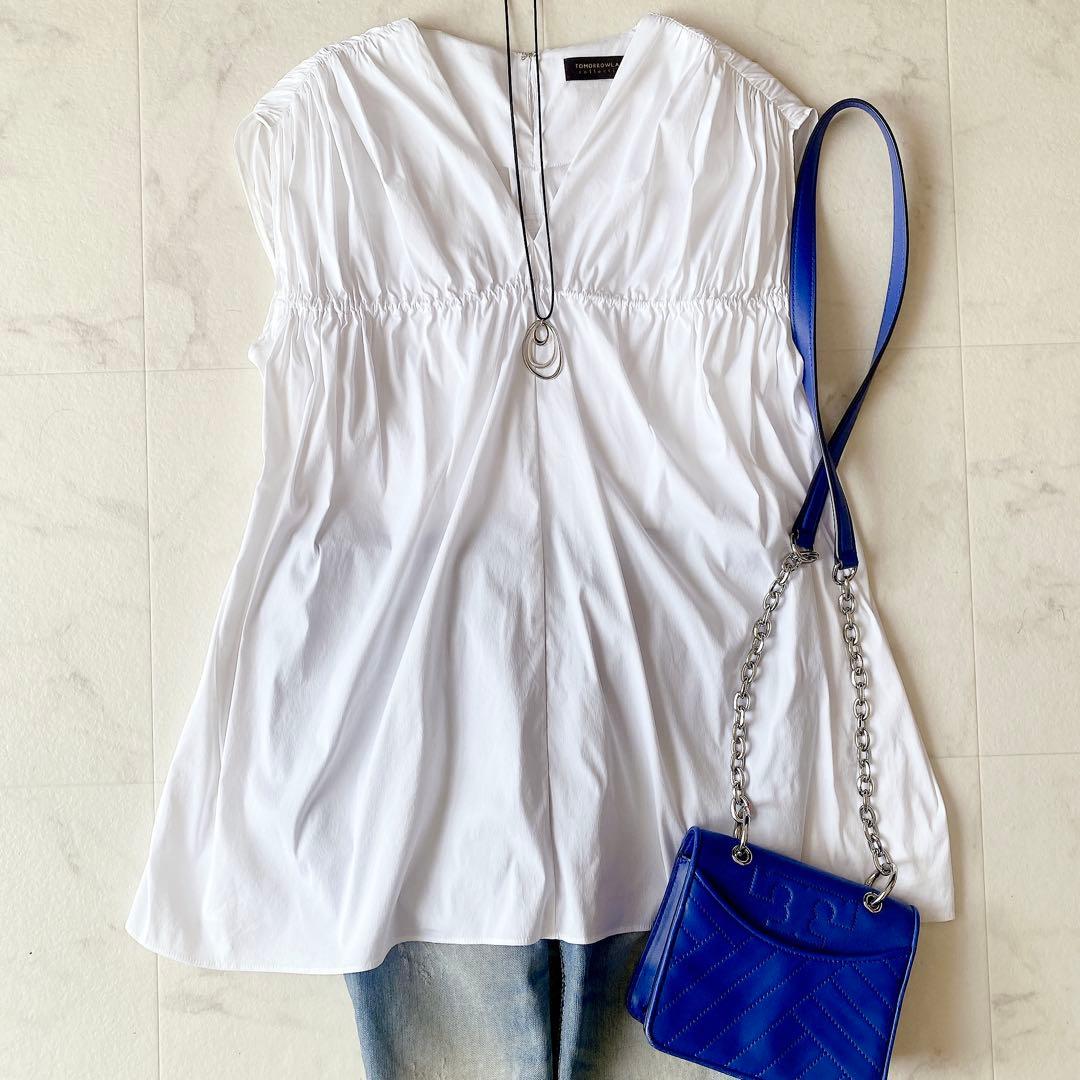 Tomorrowland Sleeveless V