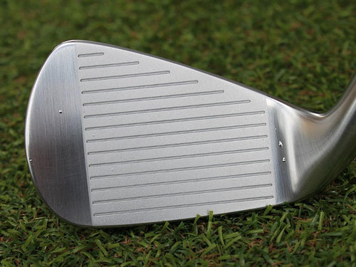 Muziik Iron Sets On The Screw 7