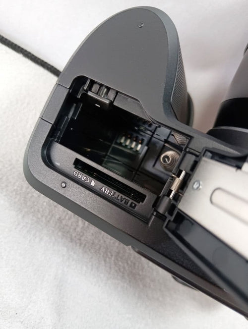 Digital Slrs V-Lux Typ 114