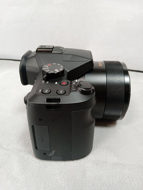 Digital Slrs V-Lux Typ 114