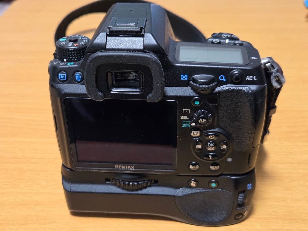 Pentax Digital Slrs K-5 D-Bg4