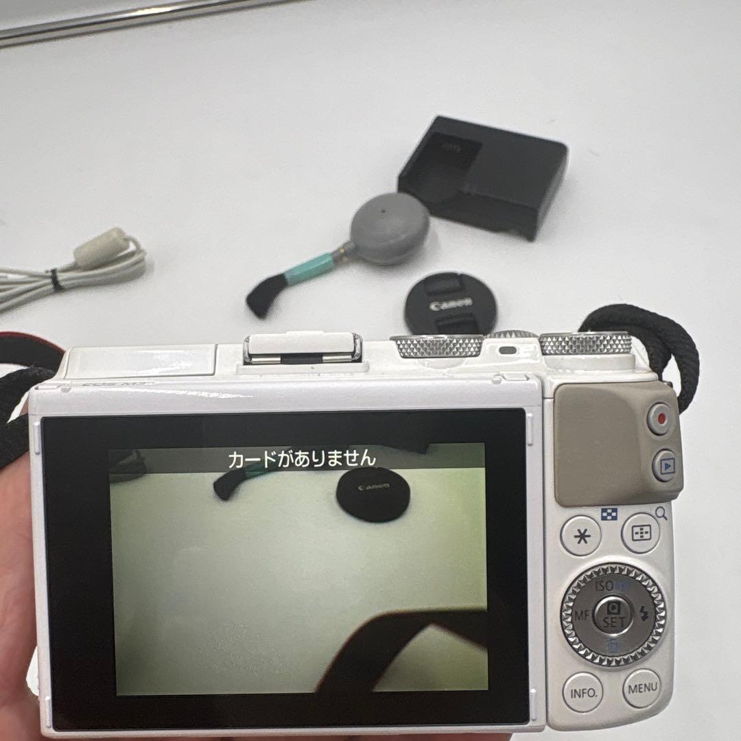 Canon Mirrorless Interchangeable Lens Cameras Eosm3