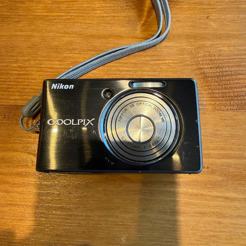 Nikon Compact Digital Cameras Coolpix S510