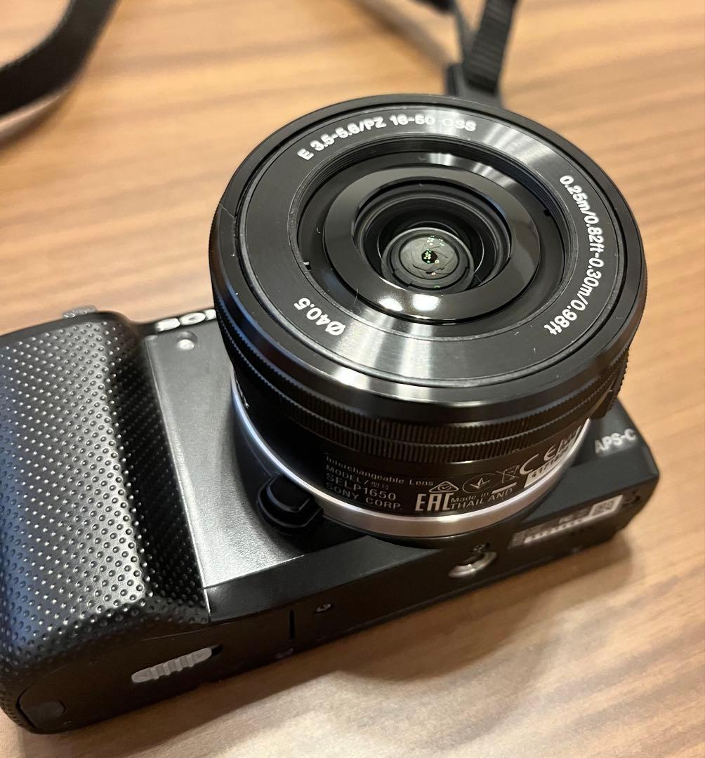 Sony Mirrorless Interchangeable Lens Cameras 8/9 5000 Sigma