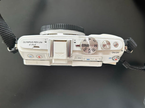 Olympus Mirrorless Interchangeable Lips Lite E-Pl6