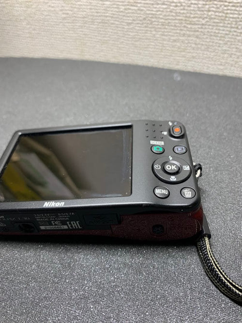 Nikon Compact Digital Camera Coolpix L30