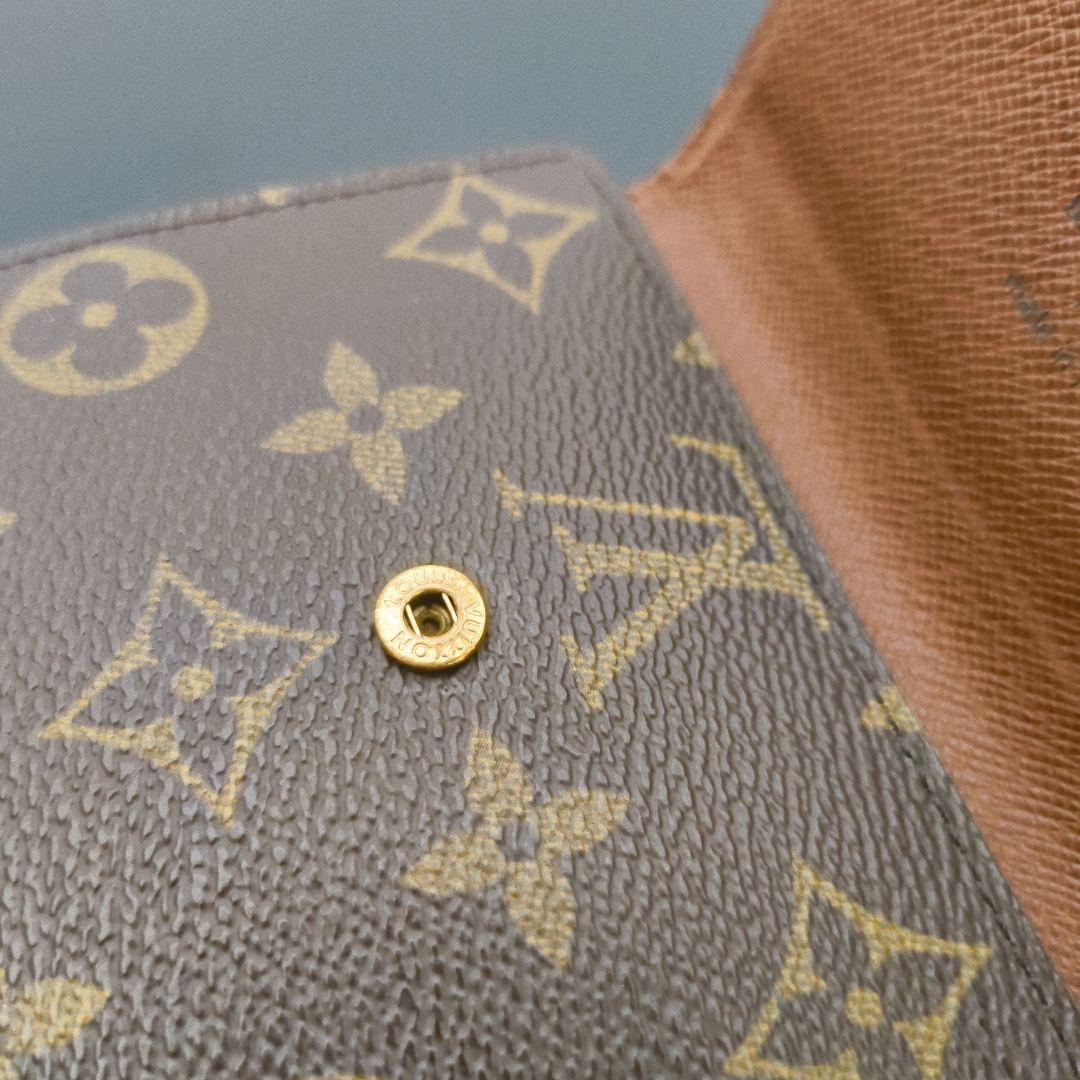 Louis Vuitton Bi-Fold Wallet