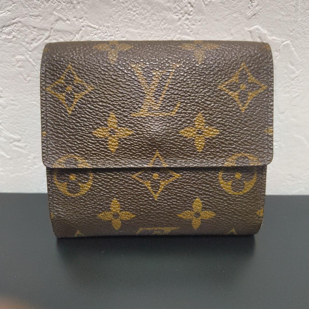 Louis Vuitton Bi-Fold Wallet
