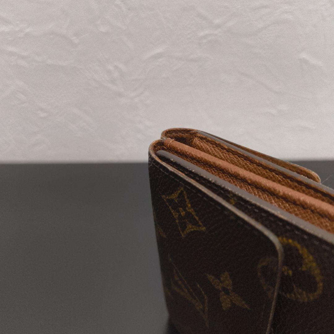 Louis Vuitton Bi-Fold Wallet