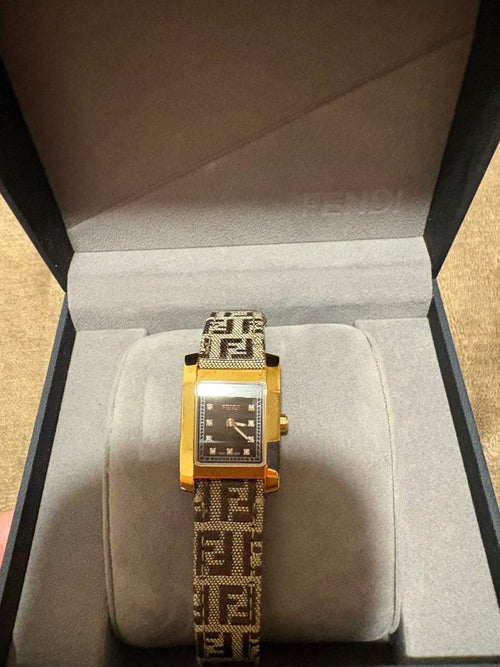 Fendi Quartz Watches 7000L
