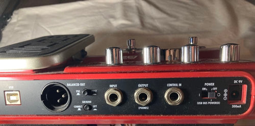 Zoom Guitar Effector B2.1U