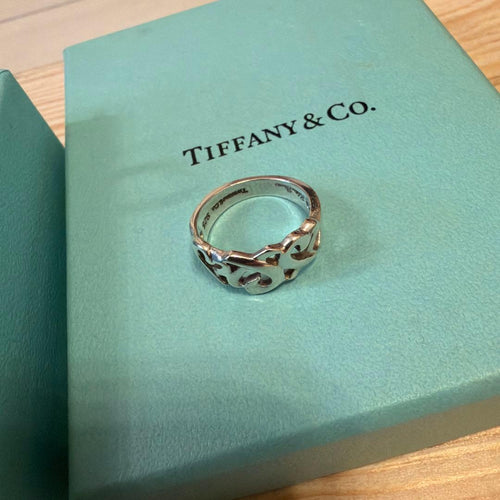 Tiffany Necklaces Co.