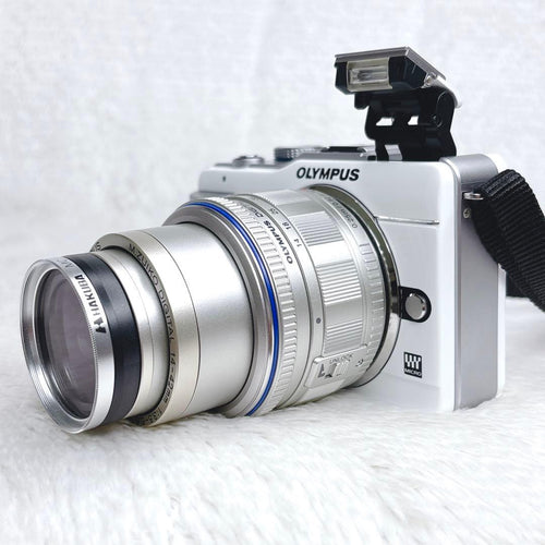 Olympus Mirrorless Interchangeable Lips Pen E-Pl1