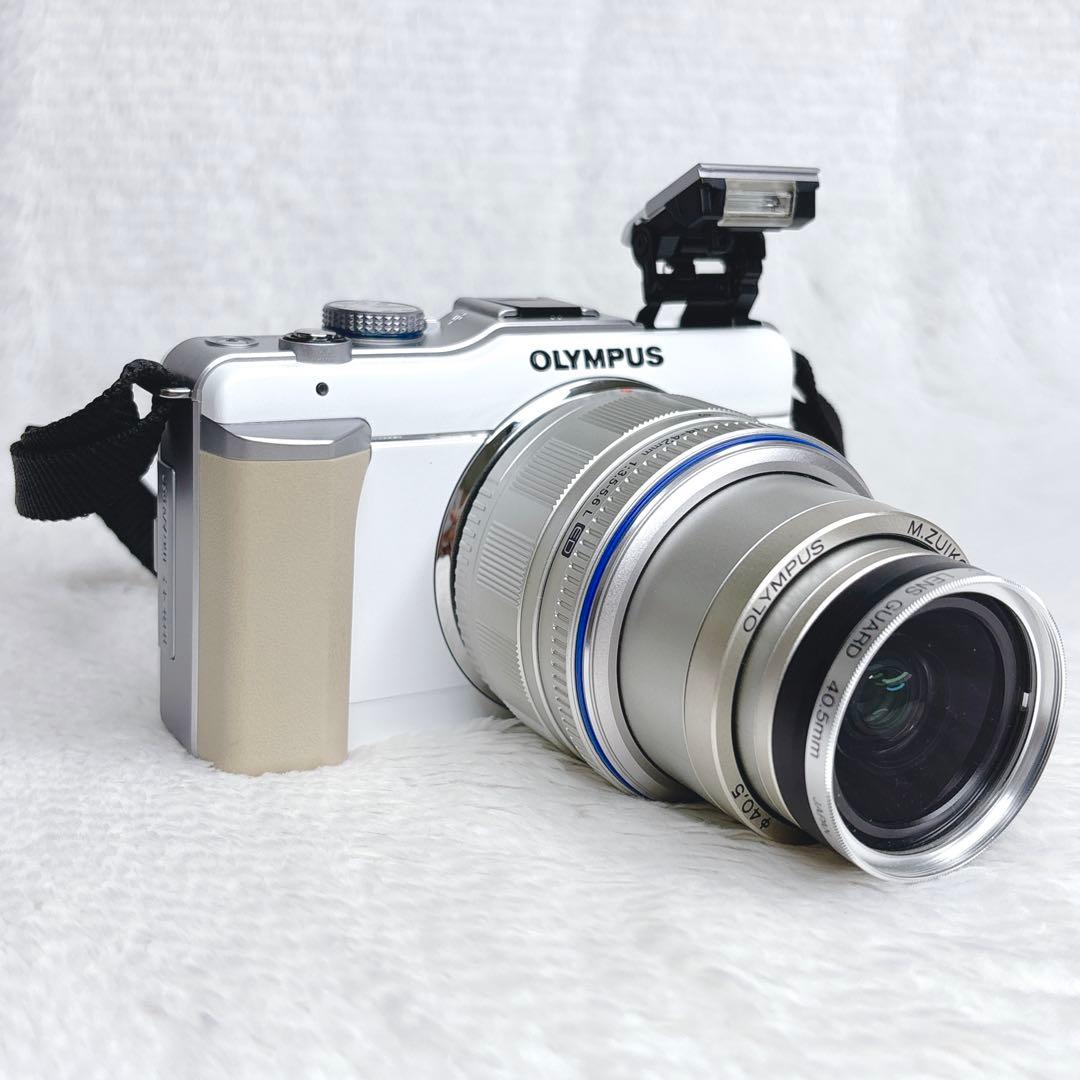 Olympus Mirrorless Interchangeable Lips Pen E-Pl1