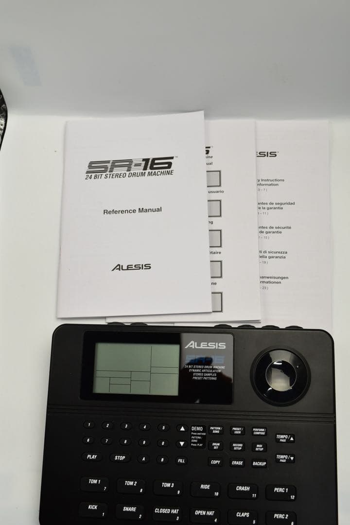 Alesis Rhythm Machines Sr-16