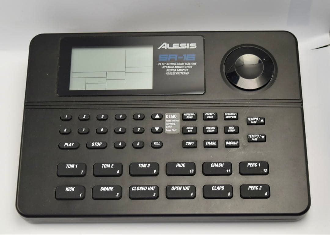 Alesis Rhythm Machines Sr-16