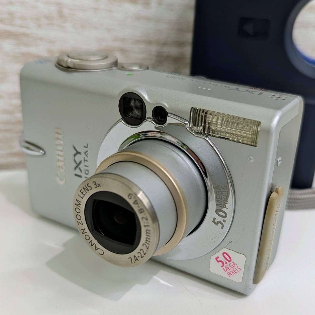 Canon Compact Digital Camera 1994 500 Ixy 537Mo D21