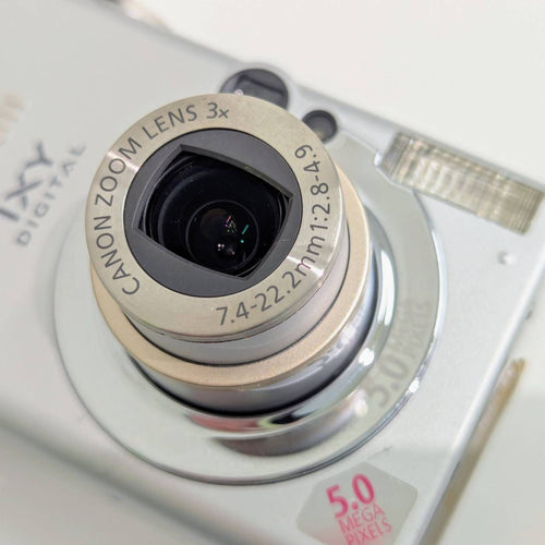 Canon Compact Digital Camera 1994 500 Ixy 537Mo D21