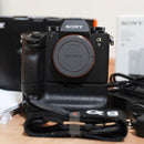 Sony Mirrorless Interchangeable Lips 9 [Ilce-9] Vg-C3Em